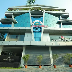 Resort Nakshatra Emerald