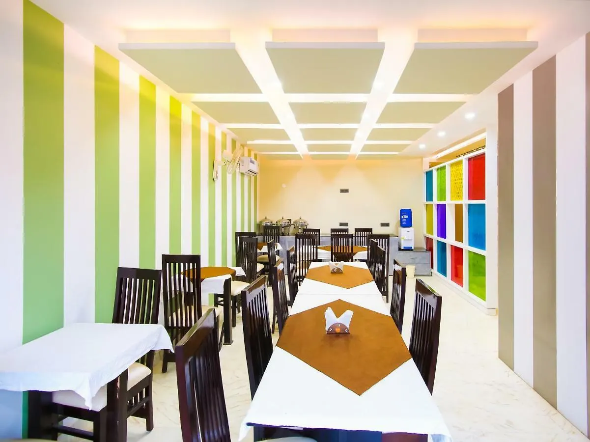 Hotel Grand Sparrow Inn Agra  3*, Agra (Uttar Pradesh)